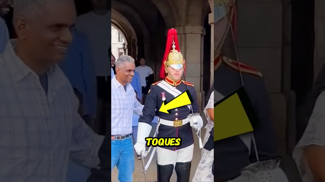 😱NO TOQUES la ESPALDA de un GUARDIA REAL