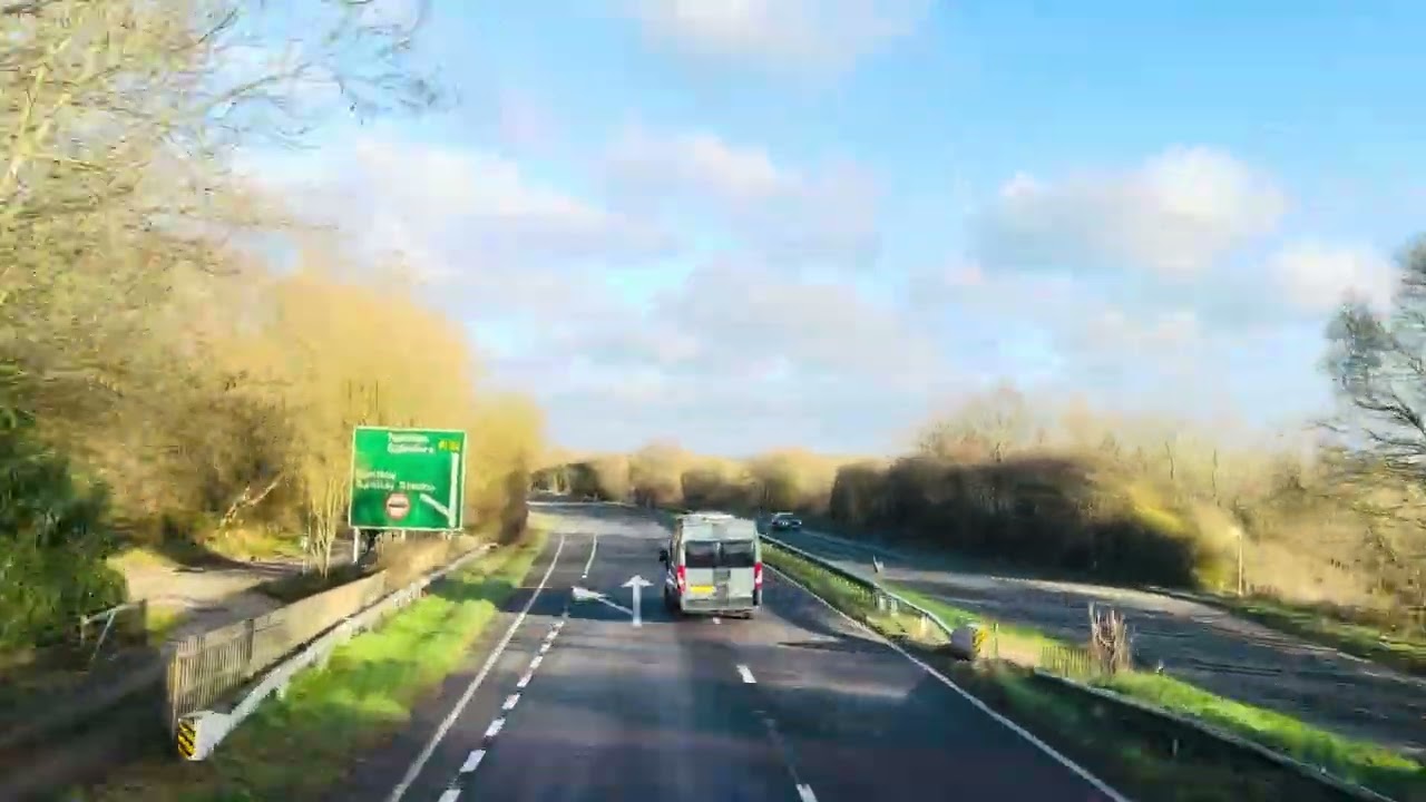 Farnham, Surrey. Scenic Beautiful Drive 