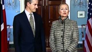 Secretary Clinton Delivers Remarks With Norwegian Foreign Minister Store