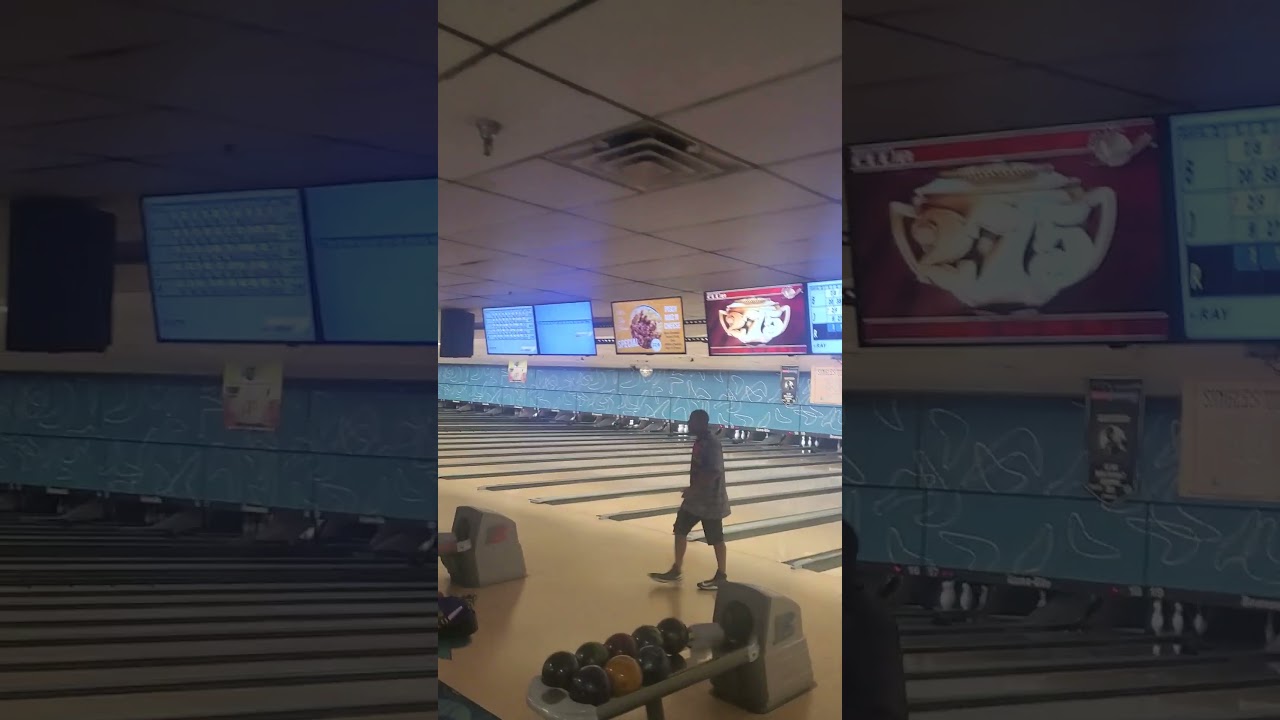 Bowling a 300 at Lane Glo South 