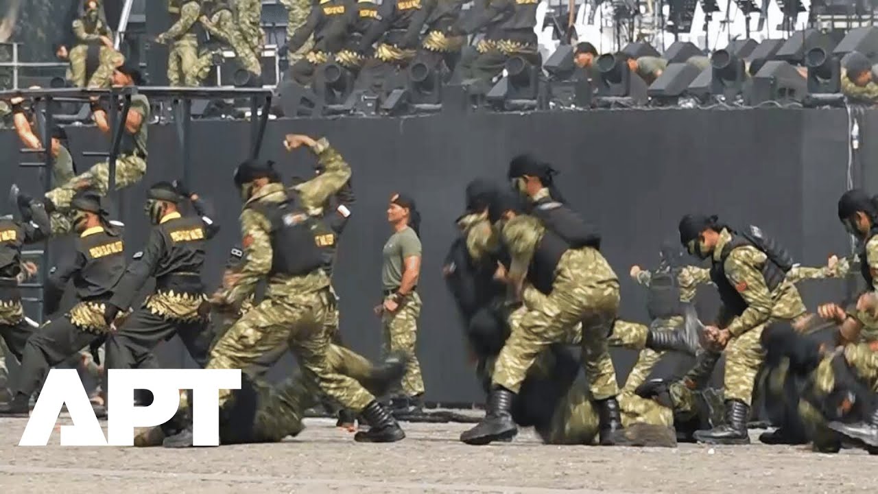 Jakarta Military Parade: Indonesia Celebrates 80 Years of TNI with Jets, Tanks, Martial Arts | APT