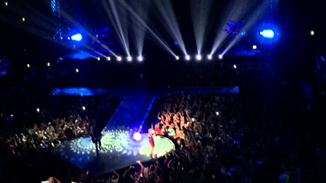Madonna - Like A Prayer - Rebel Heart Tour Melbourne - YouTube