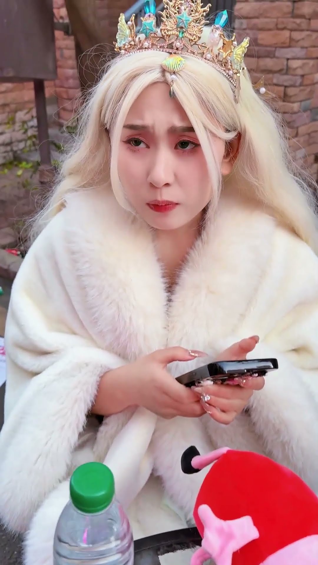 被小丑守护的天使。#angel #shorts #clown #小丑 #超人不会飞