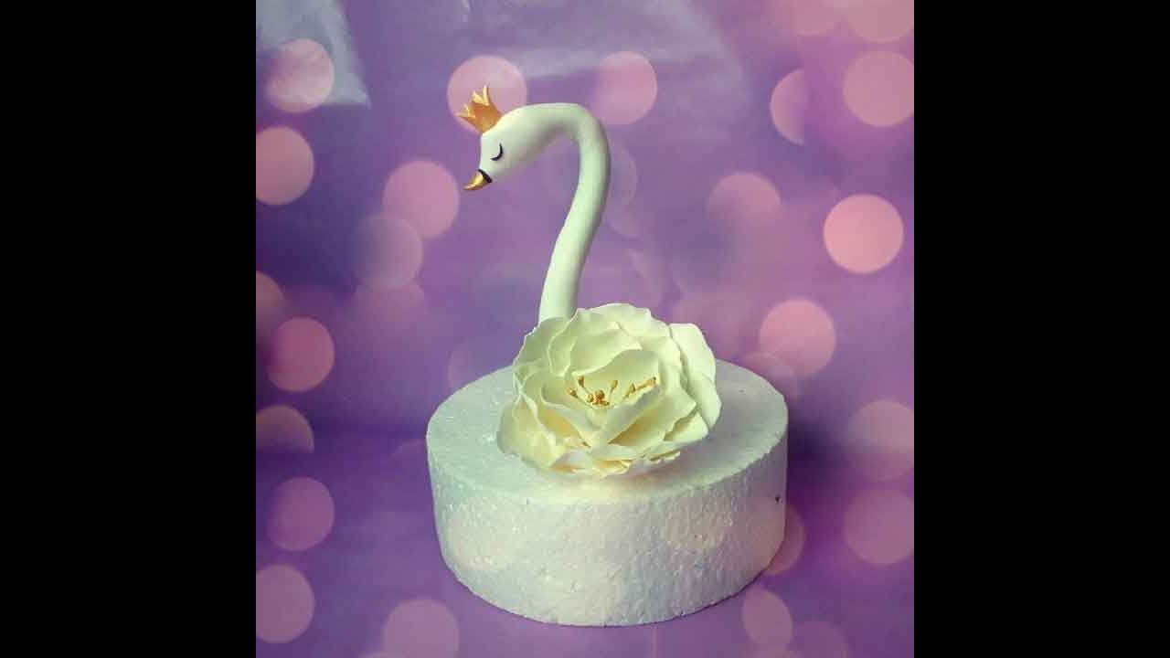 Happy Birthday Cake Swan Ornaments Stock Photo 1525879310 | Shutterstock