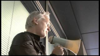 Julian Assange of WikiLeaks @OccupyLSX, pays homage to Anonymous