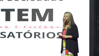 The Future of the World or the World of the Future? | Lígia Zotini | TEDxIbituruna screenshot 3