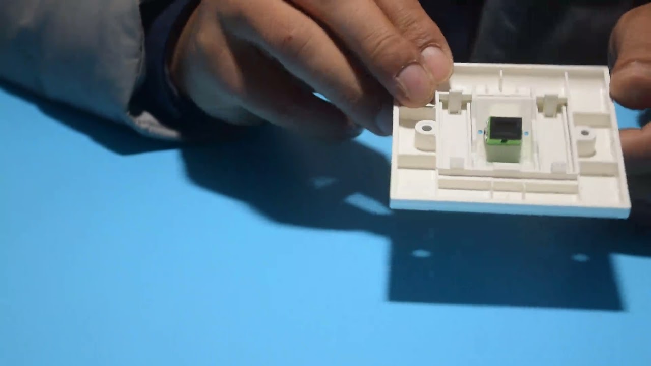 Type 86 fiber optic panel socket, fiber optic junction box, information panel factory, manufacturer