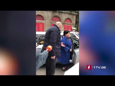 მოქალაქე ნიკა მელიას   „ქოცები“ შენზე უარესები არიან, რომ არ გიჭერენ