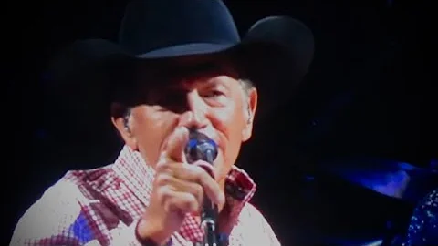 George Strait Sings "I Cross My Heart" To His Wife On Their 50th Anniversary In Las Vegas