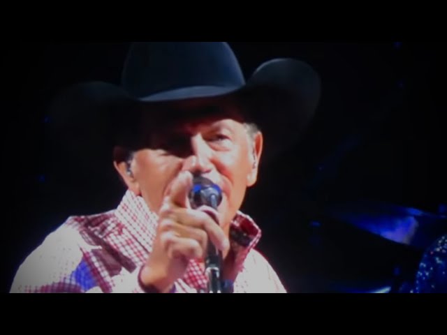George Strait Sings I Cross My Heart To His Wife On Their 50th Anniversary In Las Vegas class=