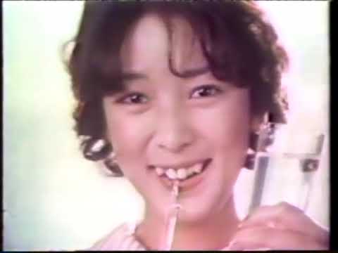 エチケットライオン 小林麻美 1972年 CM - YouTube