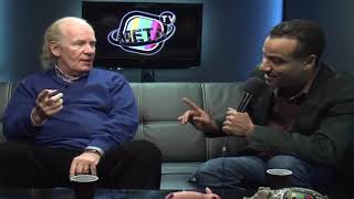 La l'historiographie officielle et La révélation des pyramides Jacques Grimault