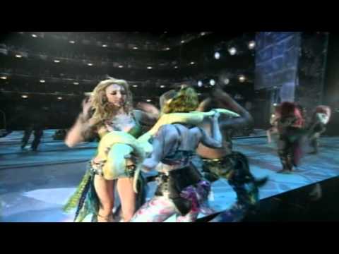 Britney Spears- I'm a Slave 4 U - Live @ VMA 2001 HD