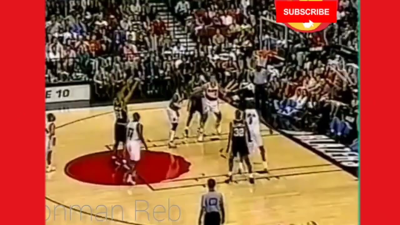 Throwback: Arvydas Sabonis' Near Perfect Game (32 PTS, 92% FG%, 10 REBS, 6  BLKS) 