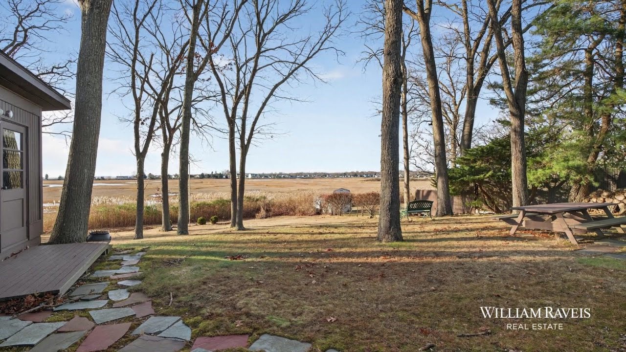 33 Briarwood Drive, Old Saybrook, CT, 06475