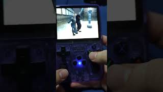 Consola retro R36S variante ejecutando Tenchu 4 (PSP) #r36s #clone #psp