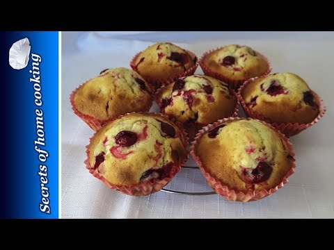 Video: How To Bake Cherry Muffins