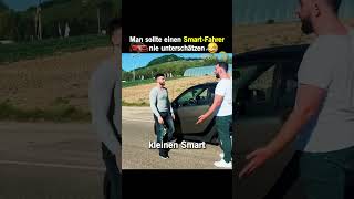 Man sollte einen Smart Fahrer nie unterschätzen 🚙😂 - #Smart #Fahrer #Auto#BestTrendVideos