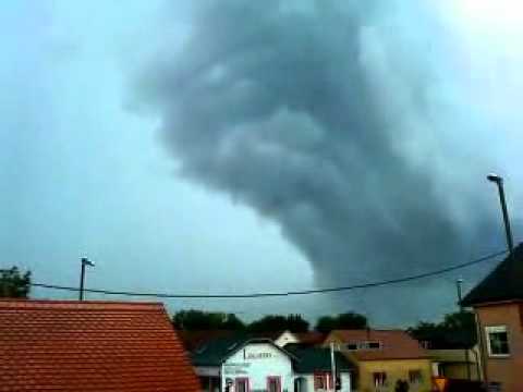 Scary Strange Sound in Sky - Slovakia