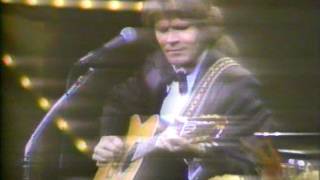 Glen Campbell - Evening at Pops (21 May 1978) - Classical Gas