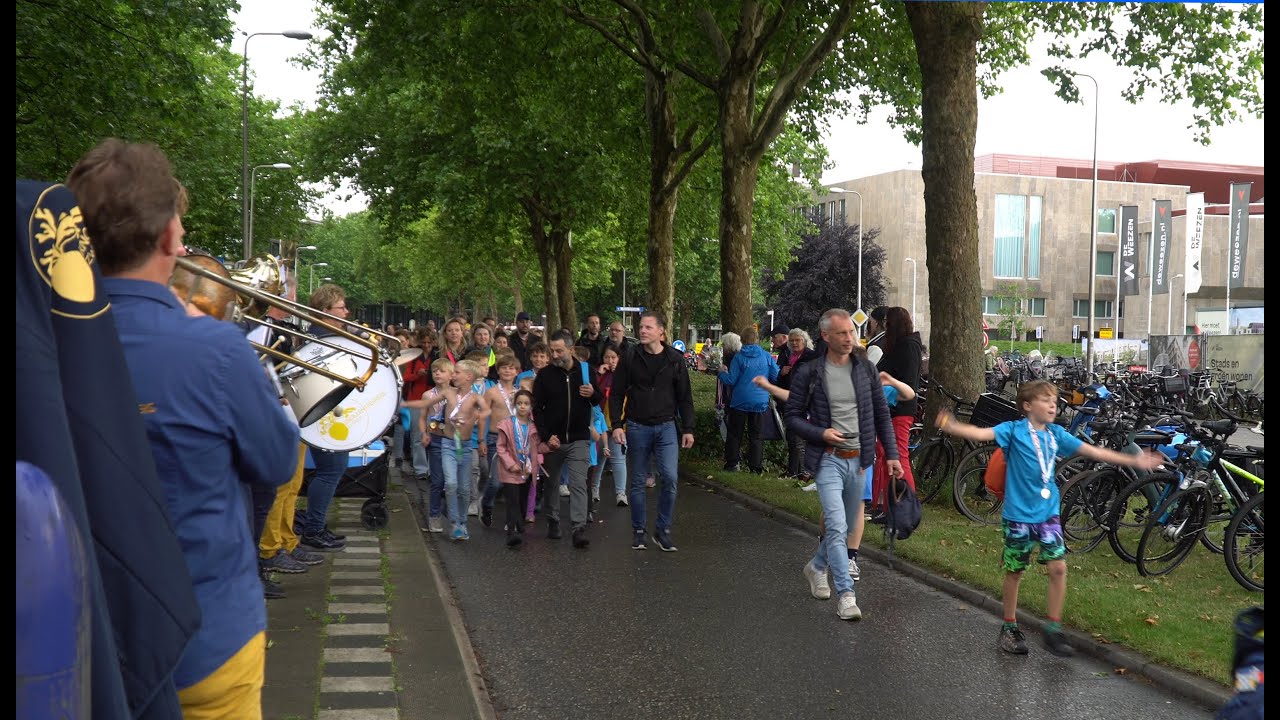 Avond4daagse defile Zwolle 2025