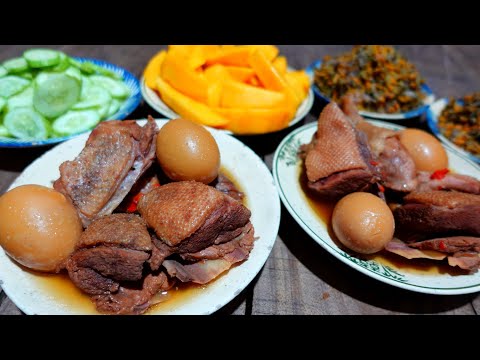 Video Vịt Kho Tàu, Dưa Điên Điển, Cơm Quê Chiều Muộn | MTQH - youtube