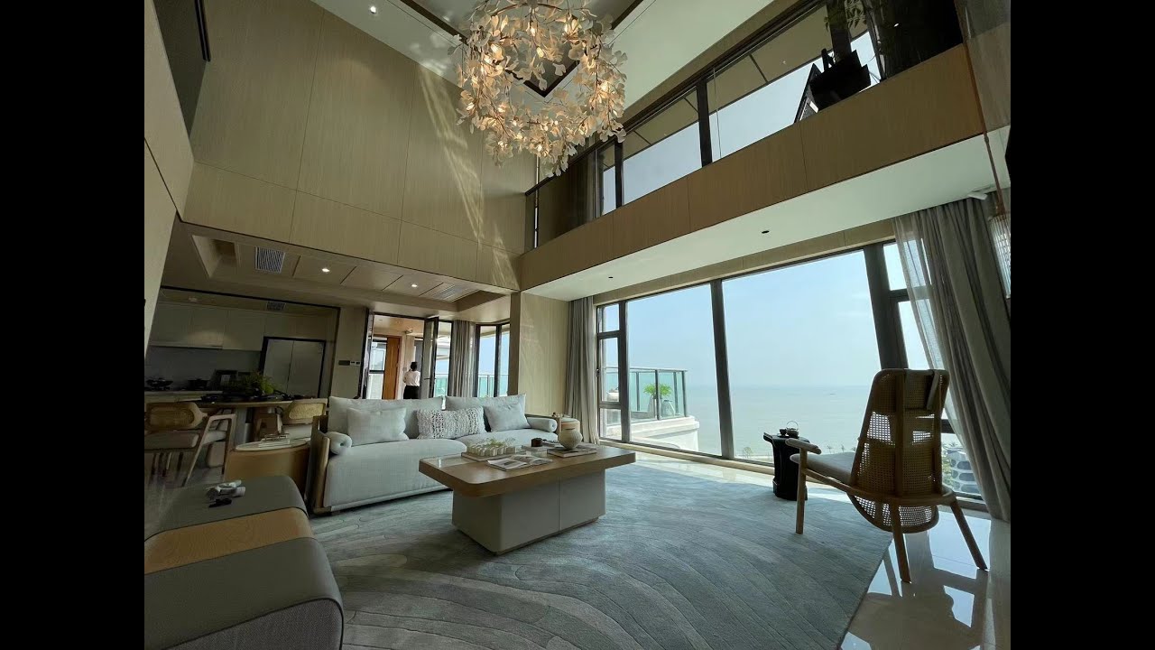 珠海唐家無敵海景頂復 2000呎兩層帶300呎入戶花園 兩梯一伙現樓 800幾萬 - YouTube