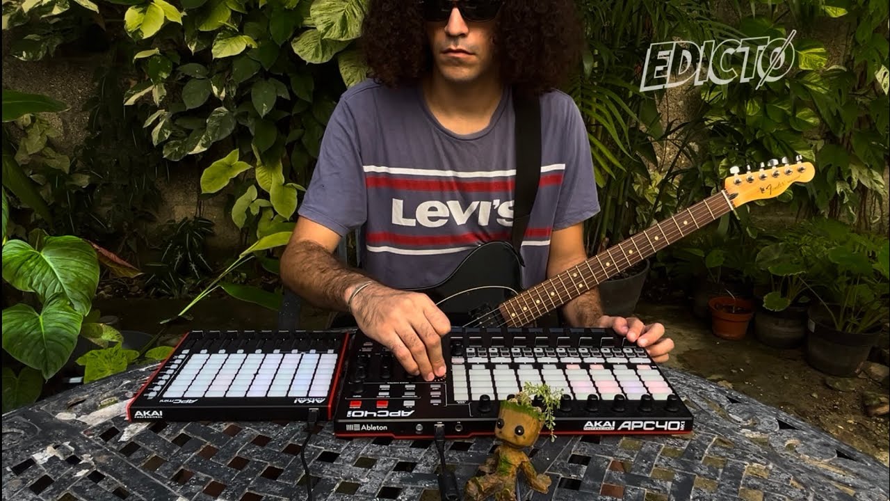 Backyard Session #7 - Electronic Music chill live set 🫂😸