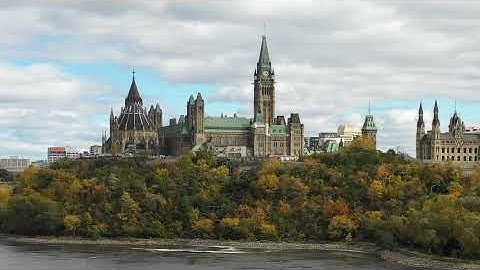 Mastering leading lines in Ottawa