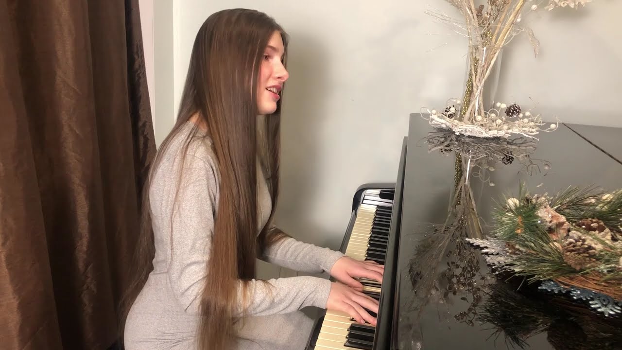 "Снег кружится"(1981) - с Рождественским, 2026, поздравлением от Наташи М. Уэбб (Natasha M. Webb)