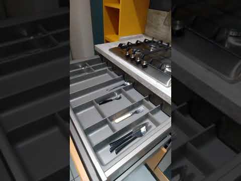 Обзор - Кухонный гарнитур TWIST (Кухни и ванные Мария)