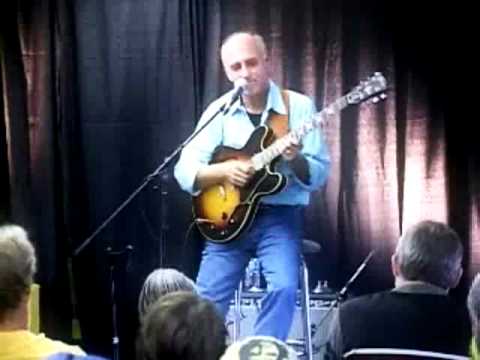 Larry Carlton Guitar Lesson Clinic - Loving Life