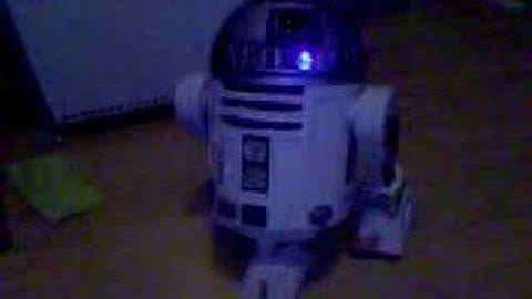 R2D2 - Interactive Astromech Droid