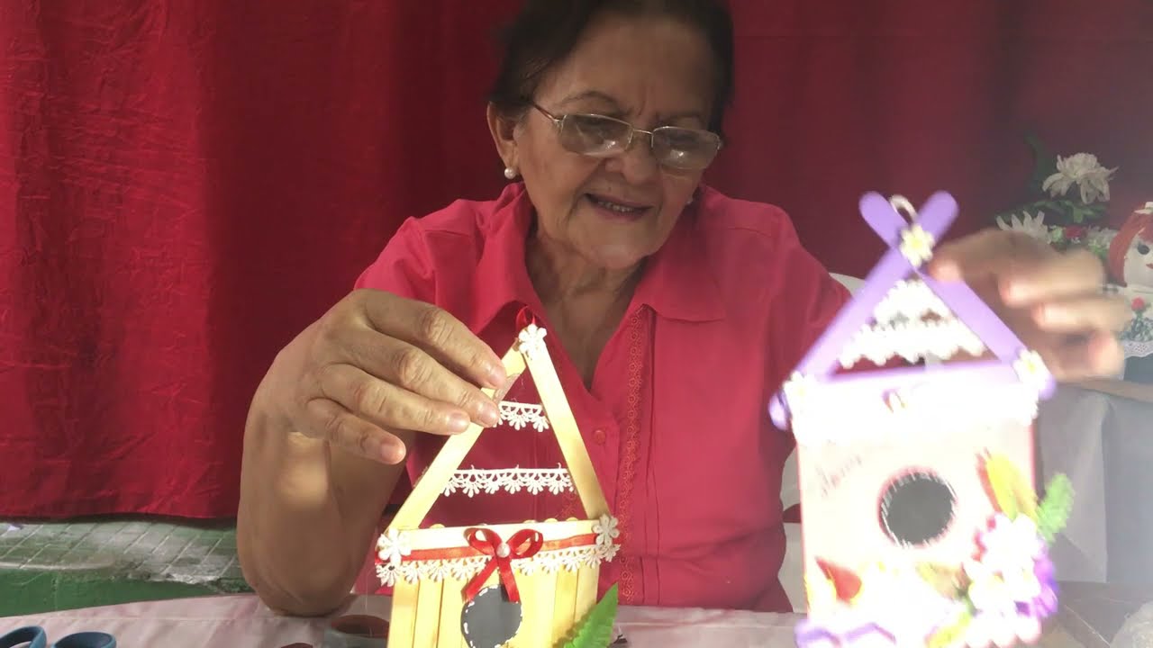 Aprenda a fazer um porta chaves com palitos de picolé com a LuhelenModa