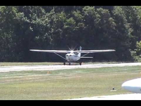 Spotting at Flying W Airport Lumberton, New Jersey Monday September 1, 2008 IN THIS VIDEO, watch as I manage to catch quite a few takeoffs from Runway 1 at F...