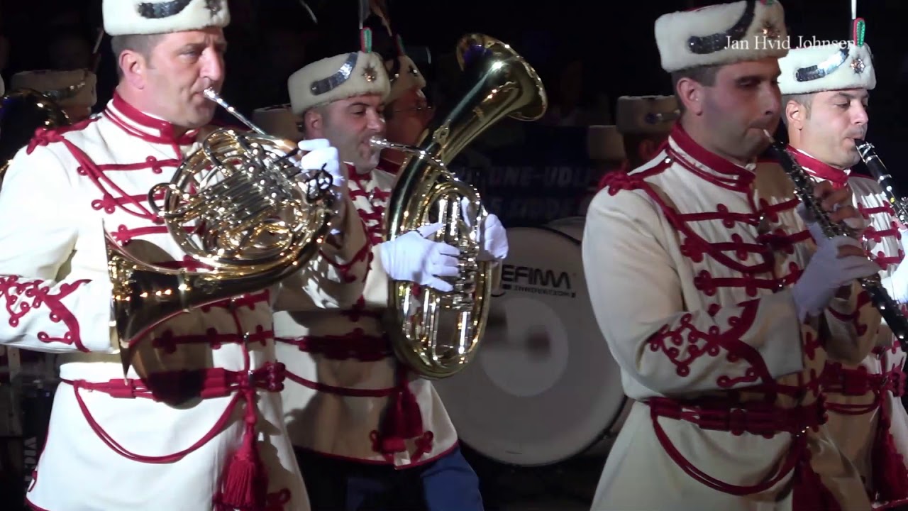 Guardsmen Representative Brass Orchestra Bulgaria -Ringriderfestens store internationale Tattoo show
