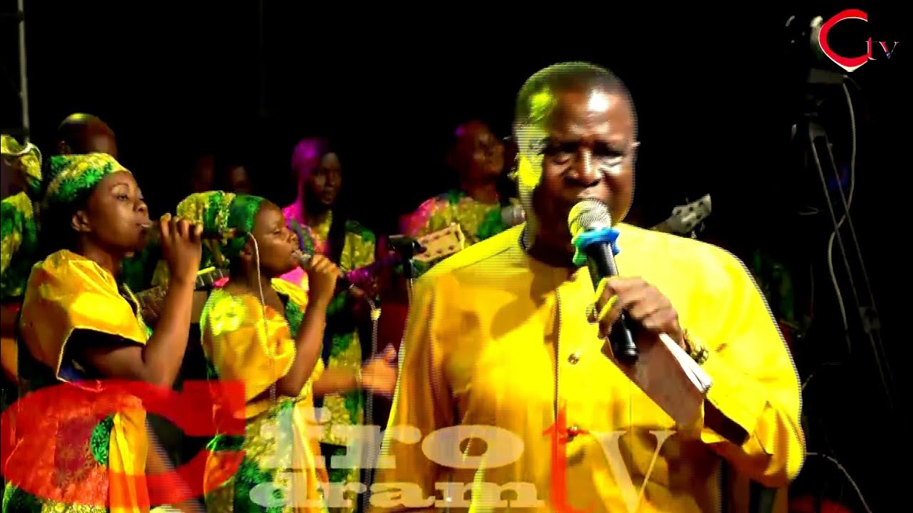PASTOR J.A ADELAKUN (A.K.A) BABA AYEWA SINGS GBOGBO AYE GBE JESU GA/IJA DOPIN/#CFRODRAM #live