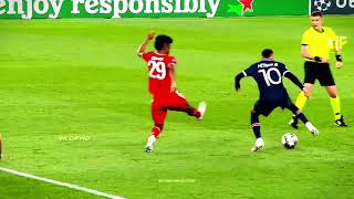 Neymar Invents Dribbling Never Seen In Football!