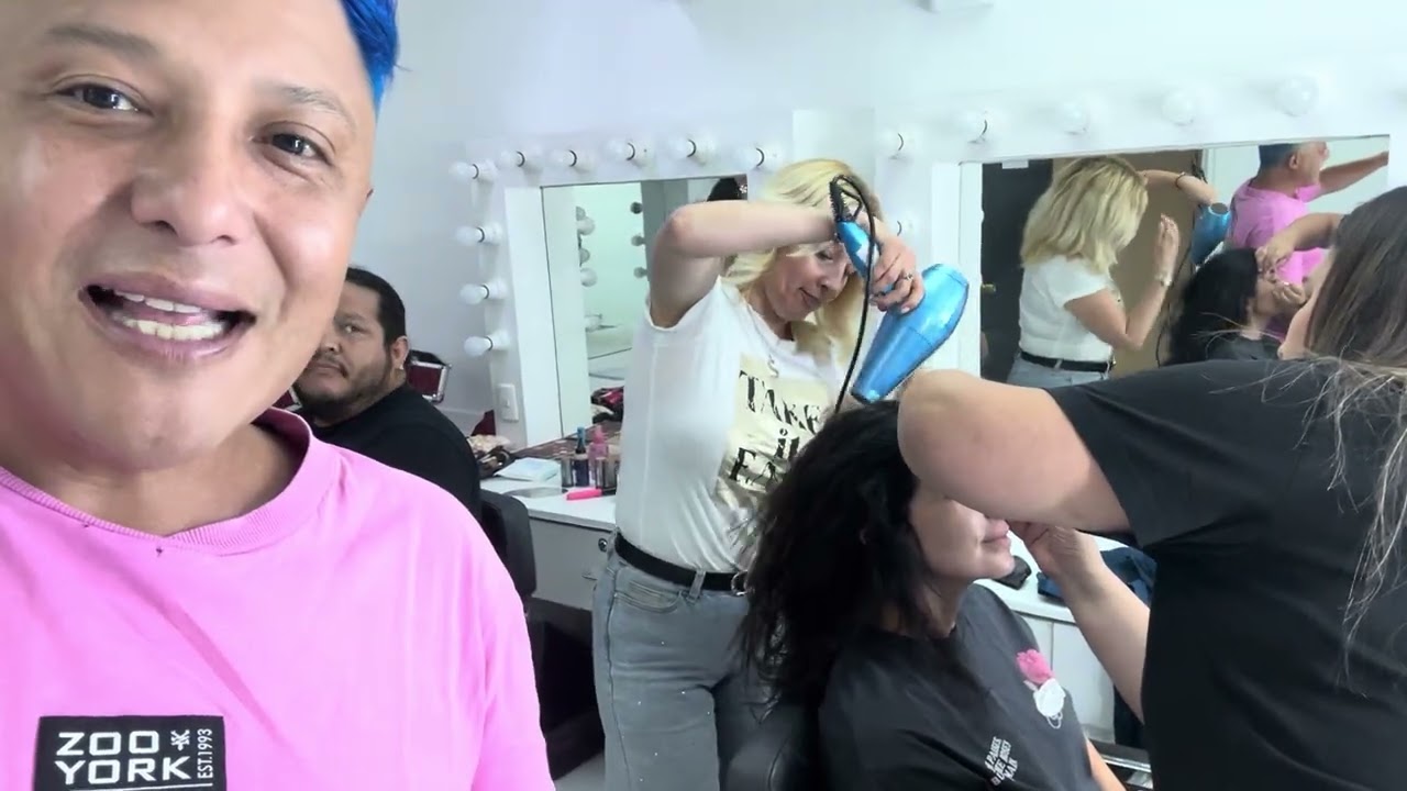 Una vueltita por el canal para que vean la verdad tras los rostros jajajjajajajaj 