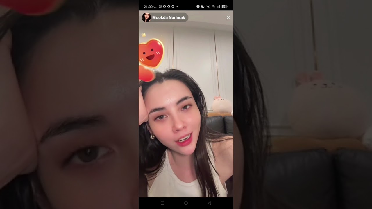 Mookda Narinrak live TikTok 01/10/2025