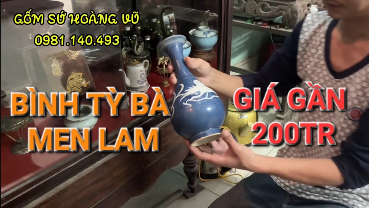 Giữa Hàng Trăm Đồ Cổ, Đồ Xưa Cái Bình Tỳ Bà Men Lam Vẫn Giá Trị Nhất