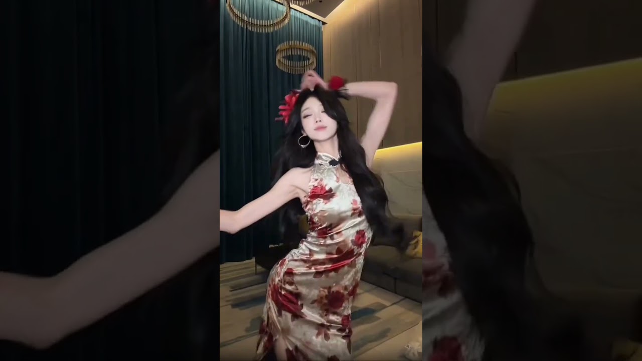 Which does the baby prefer red roses or white roses