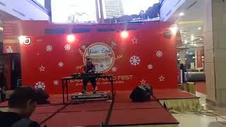 Viral seorang cebol main dj Para juri ikut joget