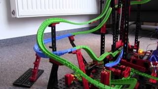 Fischertechnik Kugelbahn mit automatischem Notstop-System und pneumatischem Roboterarm