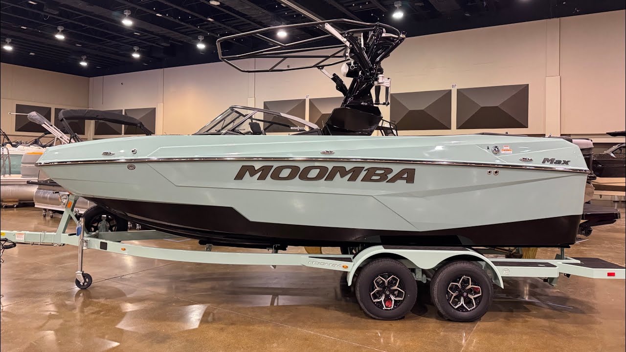2025 Moomba Max (All Options vs Base)