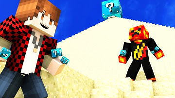 1v1v1 DIAMOND LUCKY BLOCK PYRAMIDS!