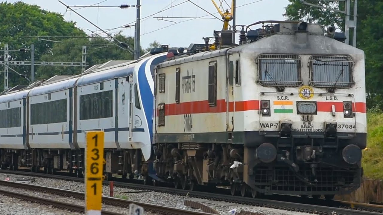 WAP 7 powers the Mysuru Vande Bharat Express in rarest occurrence | LGD 37084 with MAS MYS MAS VB 