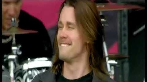 Alter Bridge - Find the Real - Live at Download Festival 2005 - Legendado