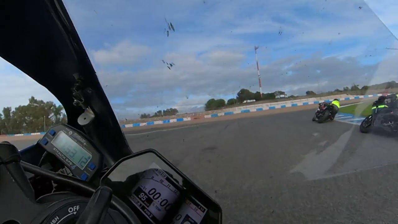 Jerez | Onboard | Yamaha R1 | 