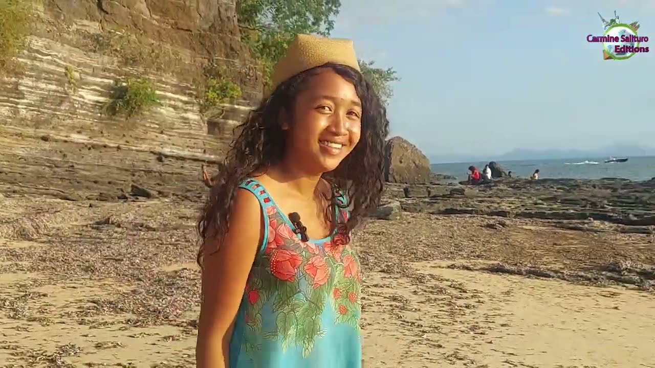 Madagascar 2024: Karissa nous parle de la ville de Manakara / Day life and night life